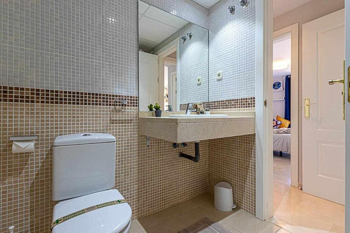 797 Holiday Rentals - Moderno Piso Para 5 Con Hermosas Vistas Benalmadena Exterior photo