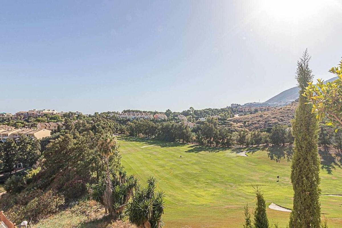 797 Holiday Rentals - Moderno Piso Para 5 Con Hermosas Vistas Benalmadena Exterior photo