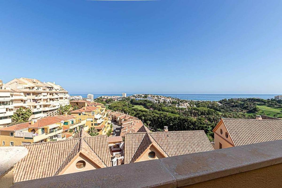797 Holiday Rentals - Moderno Piso Para 5 Con Hermosas Vistas Benalmadena Exterior photo