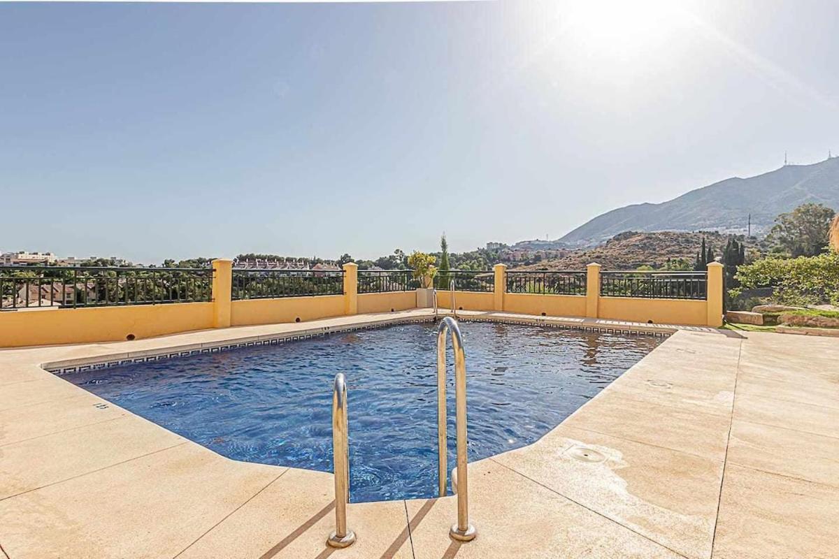 797 Holiday Rentals - Moderno Piso Para 5 Con Hermosas Vistas Benalmadena Exterior photo